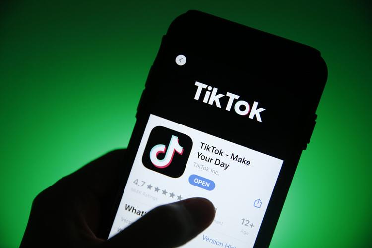 TikTok collaborates with airlines to share travel tips 