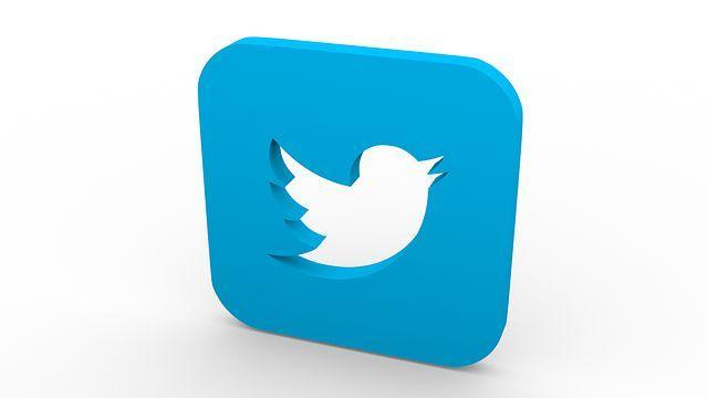 Brands Engage with Customers via Twitter DMs 